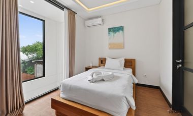 Villa Eksklusif Modern Minimalis Dijual, di Muding, Kerobokan Area