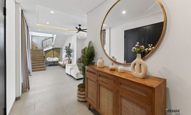 Villa Eksklusif Modern Minimalis Dijual, di Muding, Kerobokan Area