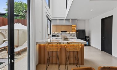 Villa Eksklusif Modern Minimalis Dijual, di Muding, Kerobokan Area