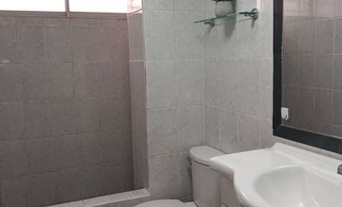 Se VENDE al CONTADO Casa tres pisos en Arica