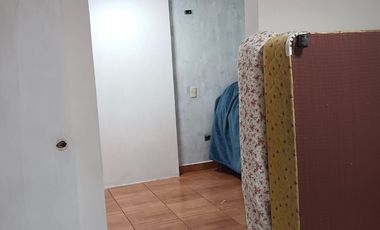 Se VENDE al CONTADO Casa tres pisos en Arica