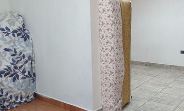 Se VENDE al CONTADO Casa tres pisos en Arica