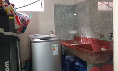 Se VENDE al CONTADO Casa tres pisos en Arica