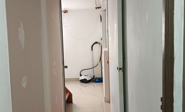 Se VENDE al CONTADO Casa tres pisos en Arica