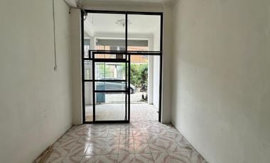 DIJUAL RUMAH DI MADEGONDO GROGOL SUKOHARJO
