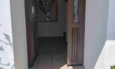 VENDO HERMOSA CASA EN FRACCIONAMIENTO EL ROBLE EN AV HIDALGO CUAUTITLAN IZCALLI.