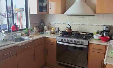 VENDO HERMOSA CASA EN FRACCIONAMIENTO EL ROBLE EN AV HIDALGO CUAUTITLAN IZCALLI.