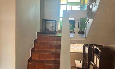 Espaciosa casa en venta con gimnasio y jacuzzi en Los Pirules!!