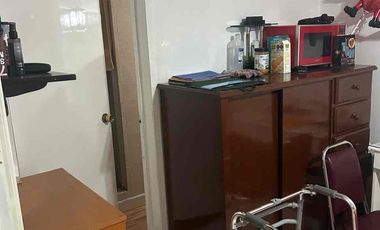 Espaciosa casa en venta con gimnasio y jacuzzi en Los Pirules!!