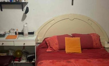 Espaciosa casa en venta con gimnasio y jacuzzi en Los Pirules!!