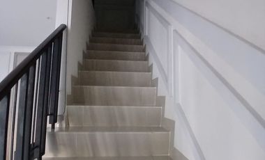 DISEWAKAN RUMAH FURNISHED DI CLUSTER EROPA SEDAYU CITY KELAPA GADING