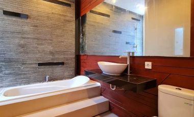 Villa Cantik 4 Kamar Tidur Disewakan, di Umalas, Kuta Utara Area