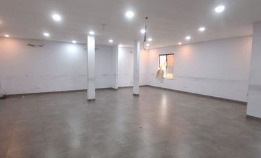 Mini Building 2 Lantai Area Kemang – Dekat Mampang, LT 823 m², Parkir 10 Mobil