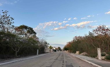 terreno en venta en privada en zona crecimiento tixcuytun paseos norte cholul yucatan