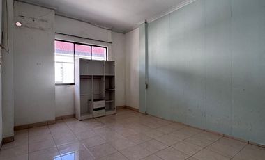 ANA DISEWAKAN RUMAH MURAH UK 4X15M DI JELAMBAR