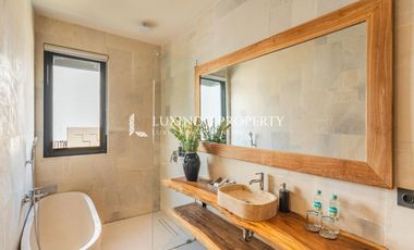 MODERN FREEHOLD VILLA WITH SAUNA IN PRIME UMALAS