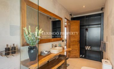 MODERN FREEHOLD VILLA WITH SAUNA IN PRIME UMALAS