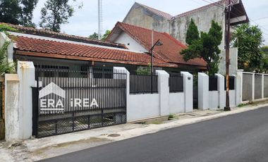 DIJUAL RUMAH DI MANGKUBUMEN BANJARSARI SURAKARTA