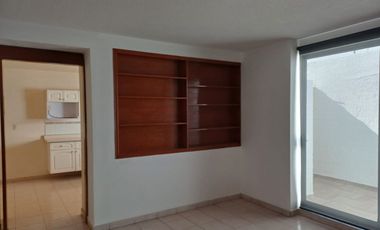RENTA CASA BONITA Y EXCELENTE UBICACION MILENIO QUERETARO