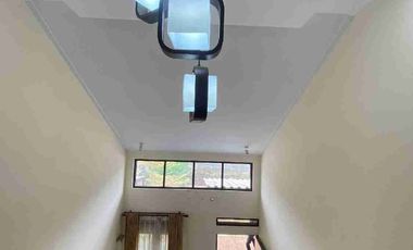 RUMAH DI BHAYANGKARA SUKABUMI