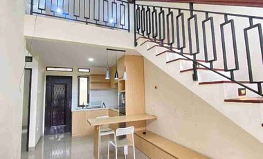 RUMAH DI BHAYANGKARA SUKABUMI