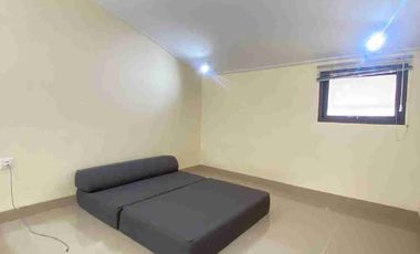 RUMAH DI BHAYANGKARA SUKABUMI