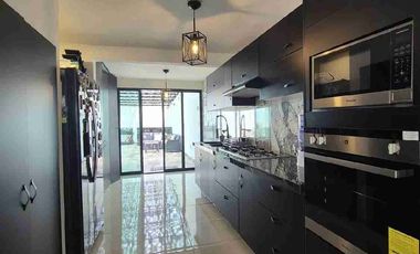 Hermosa Casa en venta en Cacalomacan $4,400,000 Es ejido solo acepto RECURSOS PROPIO