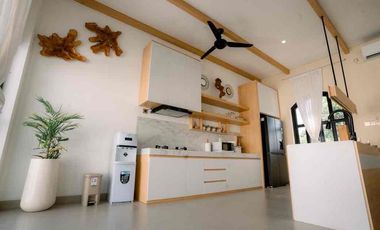 Di Jual Villa Modern dan Mewah