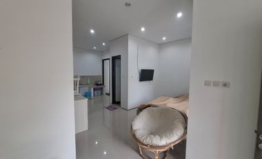 DISEWAKAN RUMAH BARU PAKUWON CITY Cluster Suvadiva Grand Island Modern, Desain Minimalis