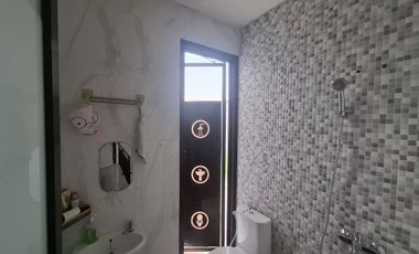 DISEWAKAN RUMAH BARU PAKUWON CITY Cluster Suvadiva Grand Island Modern, Desain Minimalis