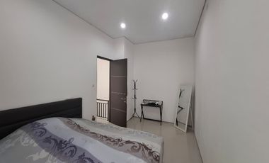 DISEWAKAN RUMAH BARU PAKUWON CITY Cluster Suvadiva Grand Island Modern, Desain Minimalis