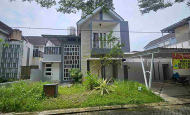 Dijual Rumah siap huni berserta isi nya Perumahan Wika