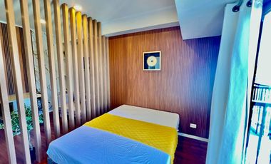 MODERN STUDIO UNIT WITH BALCONY/IVORY RESIDENCES