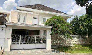 Dijual Rumah 2 Lantai. Graha Family. Surabaya Kota