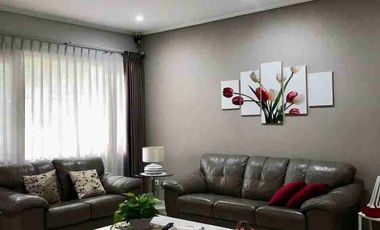 Dijual Rumah 2 Lantai. Graha Family. Surabaya Kota
