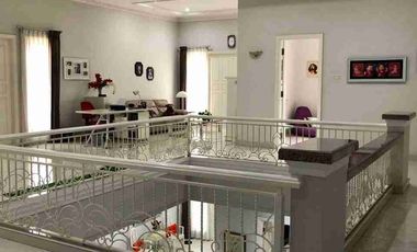 Dijual Rumah 2 Lantai. Graha Family. Surabaya Kota