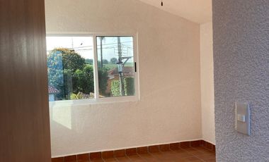 Casa Remodelada en Venta en Cocoyoc. Amplia Propiedad con Jardín y Piscina privada.