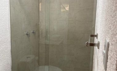 Casa Remodelada en Venta en Cocoyoc. Amplia Propiedad con Jardín y Piscina privada.