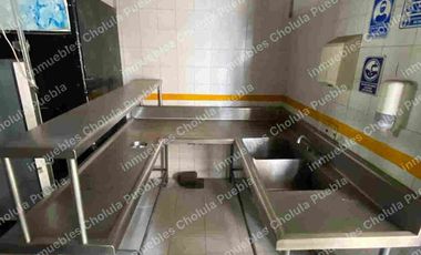Local comercial ideal para restaurante, botanero, bar, antro, snackbar, sala de despecho, karaoke.