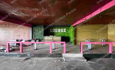Local comercial ideal para restaurante, botanero, bar, antro, snackbar, sala de despecho, karaoke.