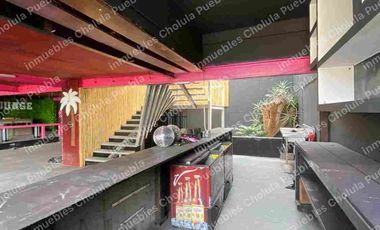 Local comercial ideal para restaurante, botanero, bar, antro, snackbar, sala de despecho, karaoke.