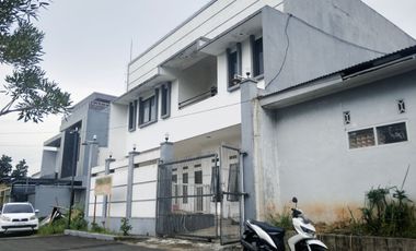 Rumah Kontemporer 2,5 Lantai Siap Huni di Pusat Kota Cianjur