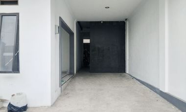 Rumah Kontemporer 2,5 Lantai Siap Huni di Pusat Kota Cianjur
