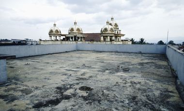 Rumah Kontemporer 2,5 Lantai Siap Huni di Pusat Kota Cianjur