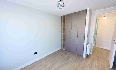 Se arrienda exclusivo departamento Edificio Brazilia.