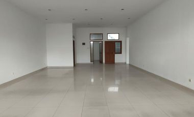 Ruko Baru Gandeng / Rendeng di Jalan Raya Moh.Toha