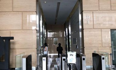 RENT METROPOLITAN TOWER OFFICE 376,2m2