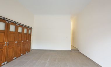 DIJUAL RUMAH BARU DI SUMBER BANJARSARI SURAKARTA