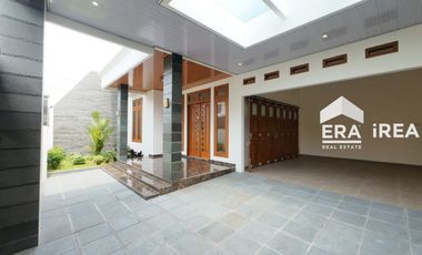 DIJUAL RUMAH BARU DI SUMBER BANJARSARI SURAKARTA