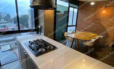Penthouse de lujo, de 3 niveles, Terraza privada, estilo neoyorquino, departamento de lujo atrás de Walmart Express Zavaleta.